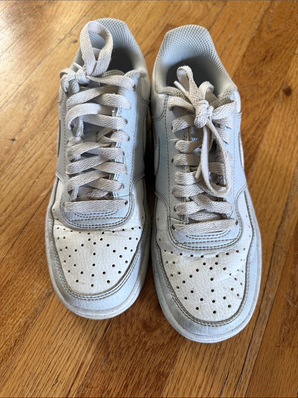 Nike Kids Light Gray Low-Top Sneakers